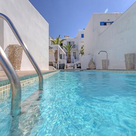 Lilly Residence-All Sea View Suites, Adults Only Náousa Eksteriør billede