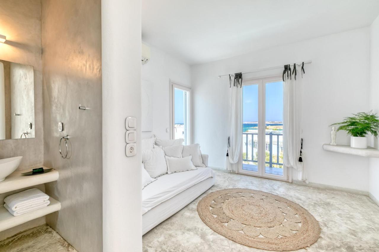 Lilly Residence-All Sea View Suites, Adults Only Náousa Eksteriør billede