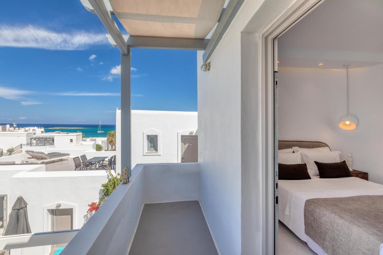 Lilly Residence-All Sea View Suites, Adults Only Náousa Eksteriør billede