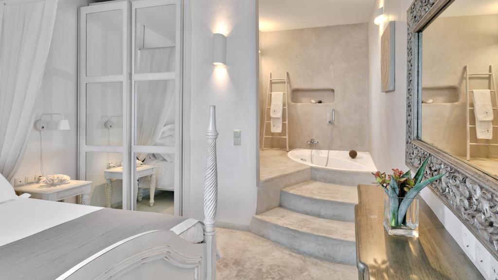 Lilly Residence-All Sea View Suites, Adults Only Náousa Eksteriør billede