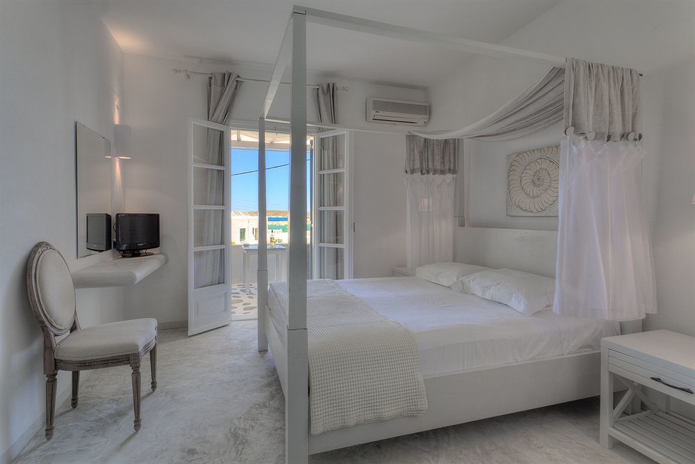 Lilly Residence-All Sea View Suites, Adults Only Náousa Eksteriør billede