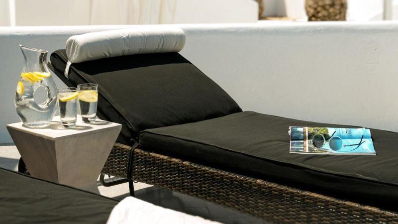 Lilly Residence-All Sea View Suites, Adults Only Náousa Eksteriør billede